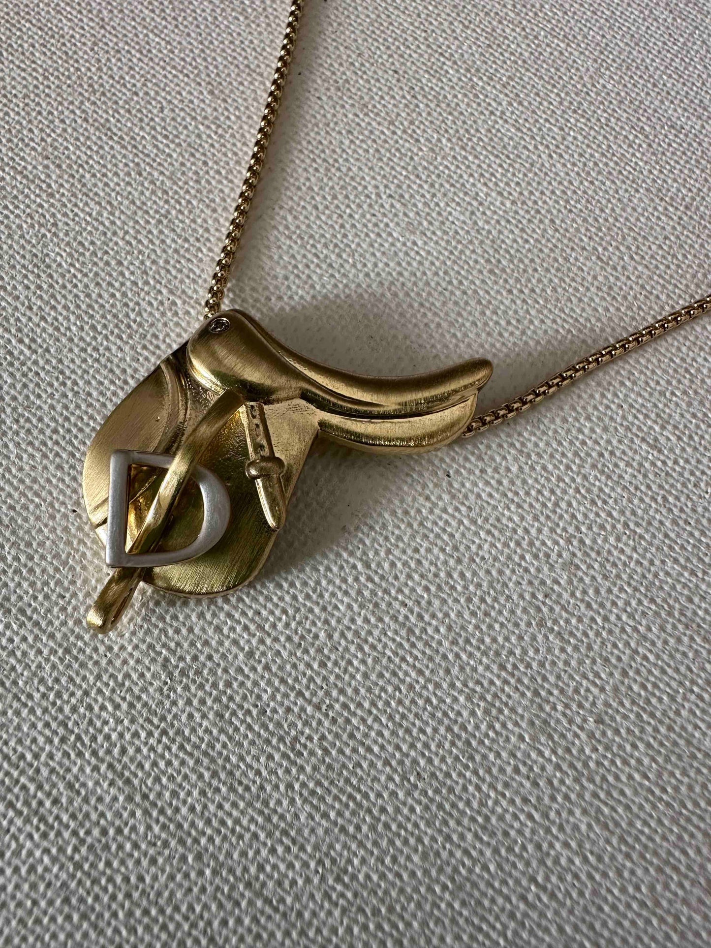 English Saddle Necklace Jewelry