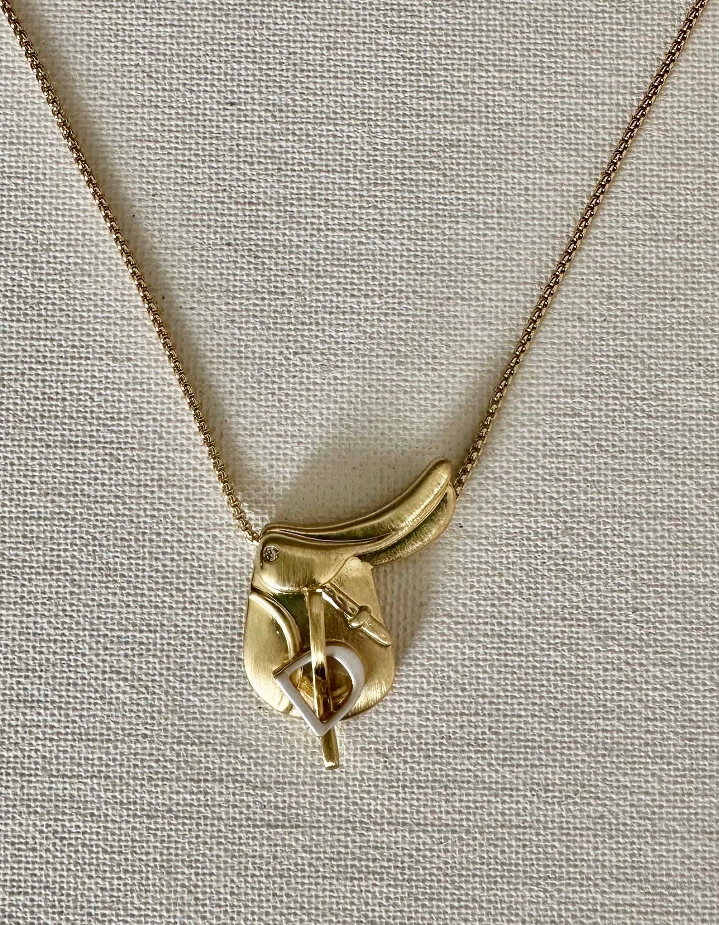 English Saddle Necklace Jewelry