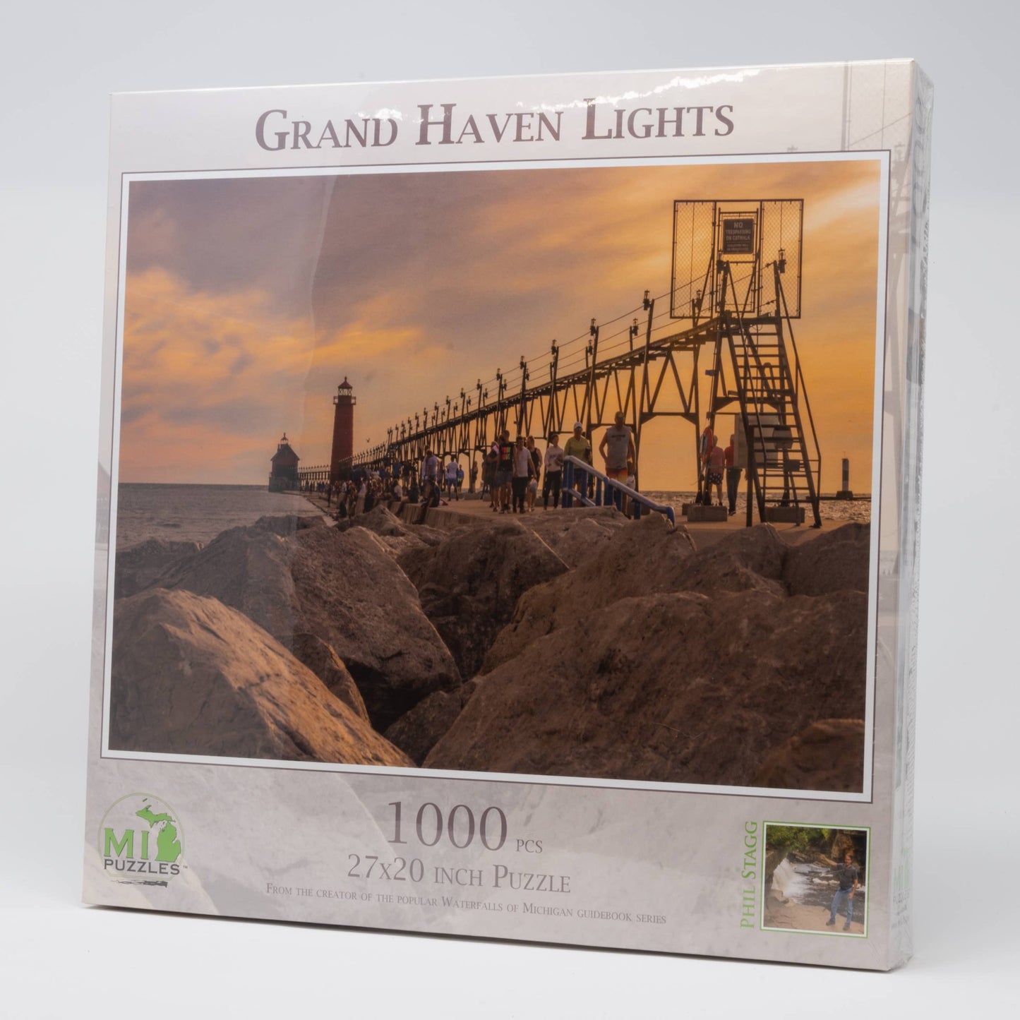 Grand Haven Lights - 1000 Piece Puzzle