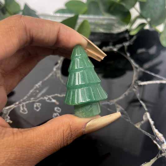 Green Aventurine Christmas Tree Carving (Smooth)